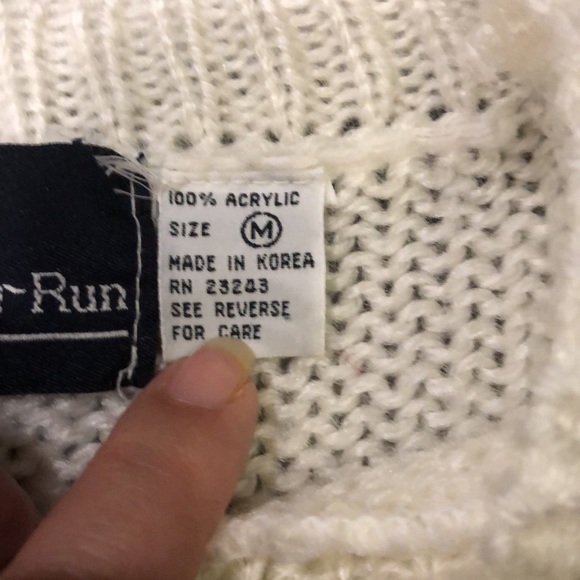 Hunters Run Oversized Candy Cane Holiday Sweater Size M - Picture 5 of 10